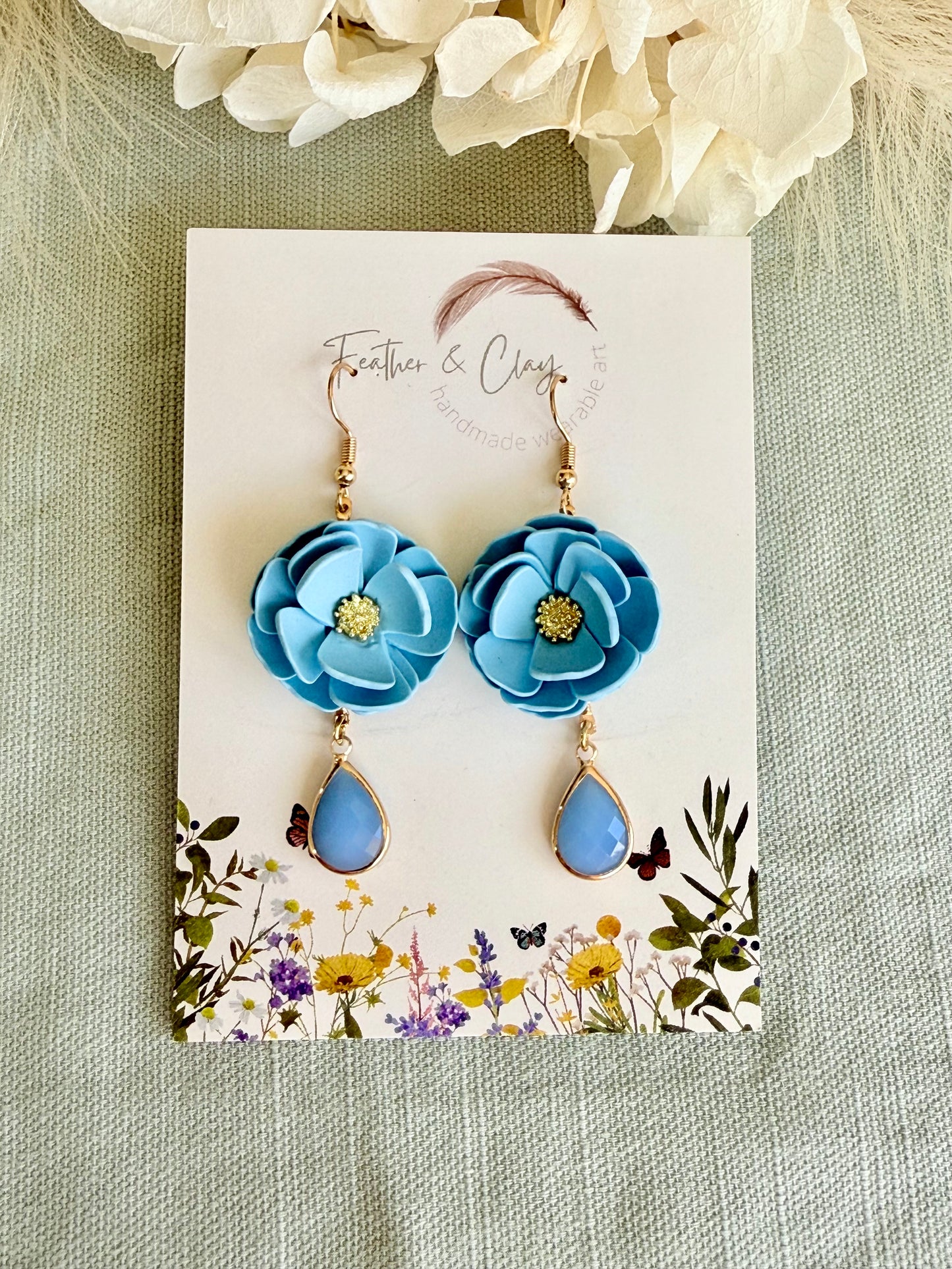 Delicate Flowers - soft blue