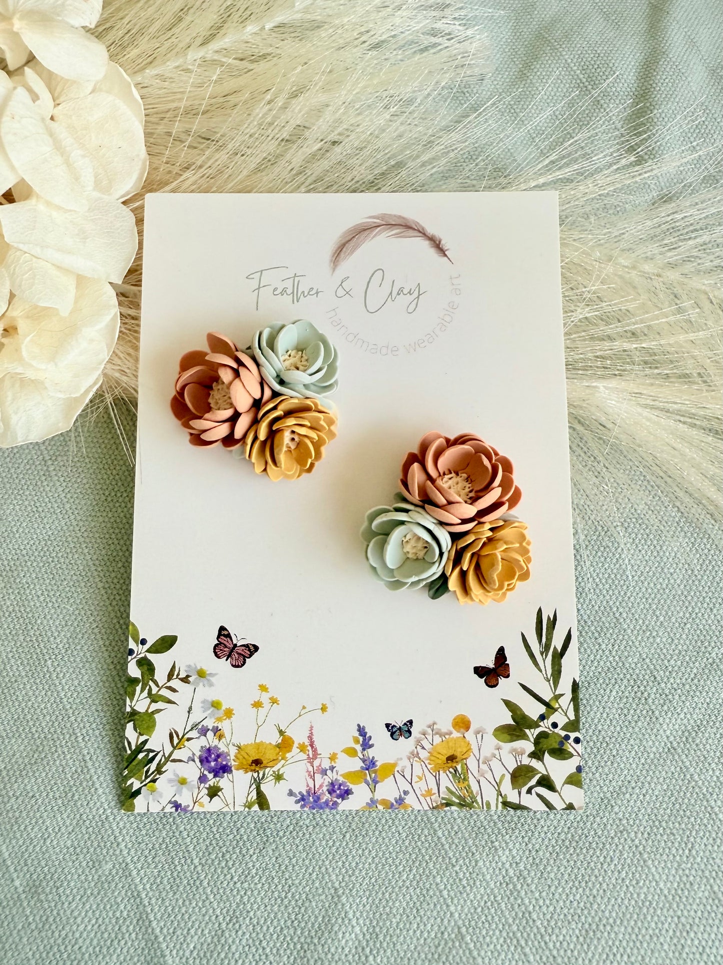 Medium Flower Cluster - light terracotta, yellow, sage